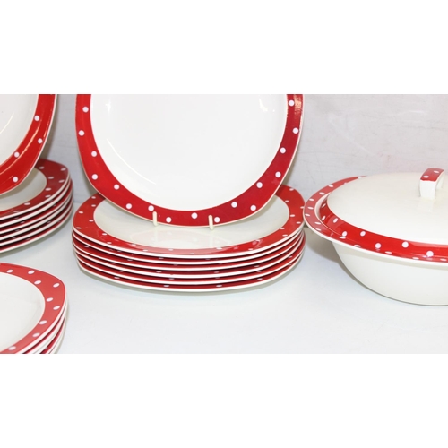 1644 - Midwinter Stylecraft Red Domino pattern dinner service to inc 2 serving plates, various side, dinner... 