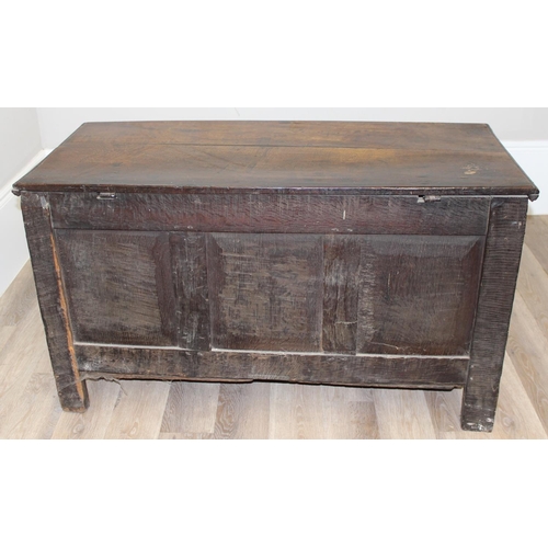 91 - A 17th or early 18th century oak mule chest with 2 drawers to base, lift up top and later lined wood... 