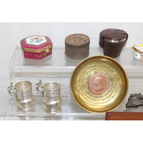 1492 - Qty of assorted interesting small items to inc trinket boxes, scientific items etc