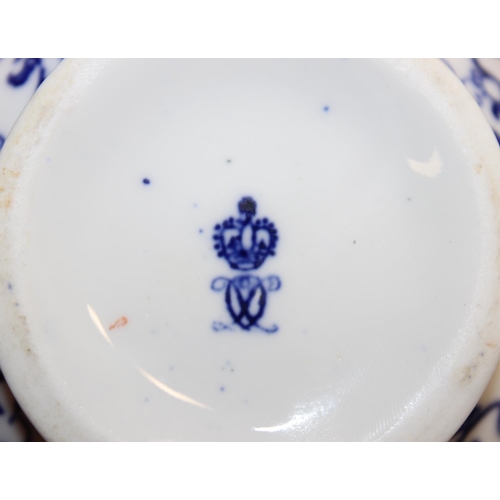 1691 - A large qty of assorted antique and later blue and white ceramics, a mixture of Chinese and English ... 