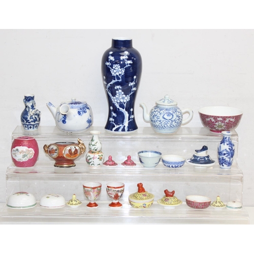 1704 - Qty of assorted antique and later Chinese and Oriental ceramics