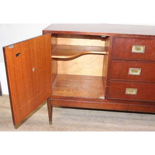 23 - Greaves & Thomas Furniture - Mid-century sideboard with 3 central drawers with recessed brass campai... 