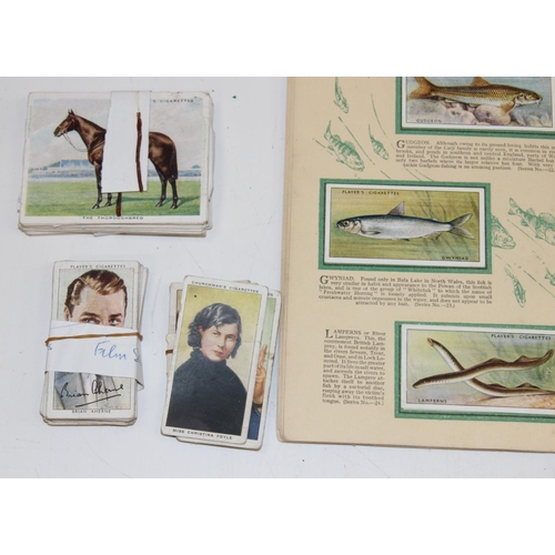 600 - Qty of various cigarette cards, a first edition Rudyard Kipling 'The Seven Seas' book, a vintage 'Th... 