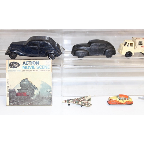 698 - Qty of assorted vintage toys to inc a Polistil JPS Lotus, tin plate, Corgi etc