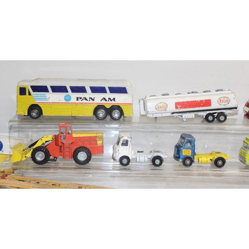 703 - Qty of assorted mixed toy cars and vehicles to inc Dinky, Corgi, Tonka & Matchbox, partial deconstru... 