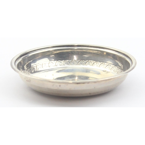 1024 - An 800 silver pin dish set with a Turkish 2 Qirsh silver coin, approx 80mm in diameter, approx 21.26... 