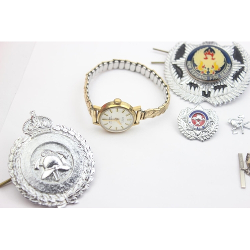 1114 - Qty of assorted costume jewellery and other items to inc some New Zealand Fire Brigade related items