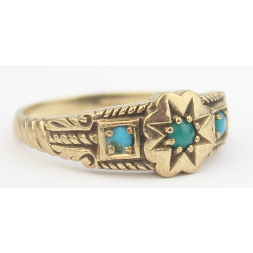 1117 - A Victorian style 9ct gold ring set with Turquoise and engraved decoration, marked and XRF confirmed... 