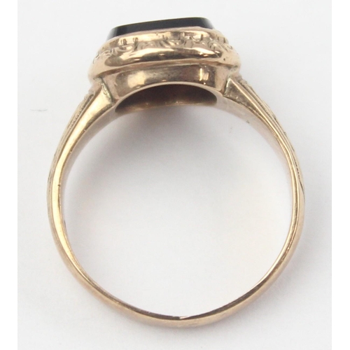 1122 - A German 8ct gold (.333) signet ring, marked and XRF confirmed, approx size L, approx 4.04g gross