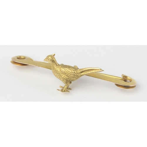 1129 - An antique yellow metal bar brooch formed as a pheasant, seemingly unmarked but XRF confirmed as 15c... 