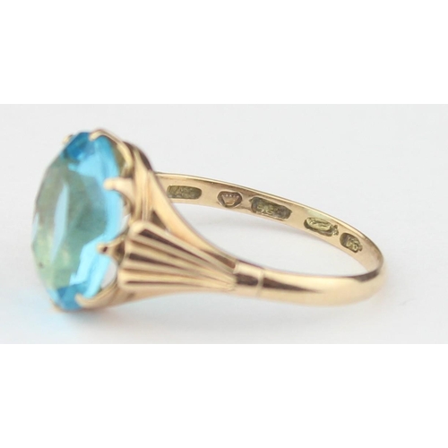 1148 - An unusual retro Swedish 14ct gold cocktail ring set with a large facet cut light blue green stone, ... 