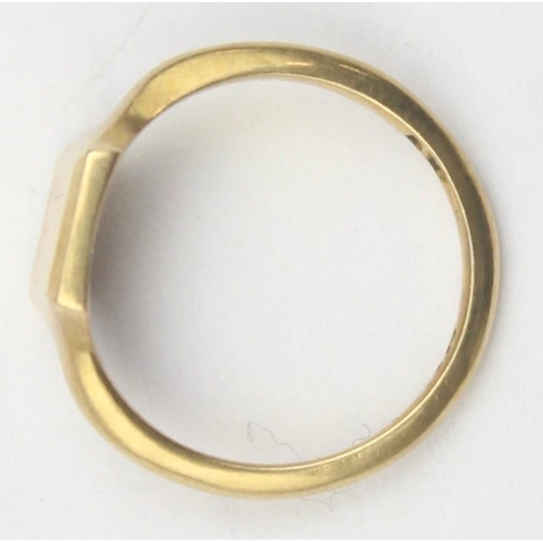 1150 - A miniature 18ct gold signet ring, marked for Birmingham 1922, approx size A, approx 1.93g gross