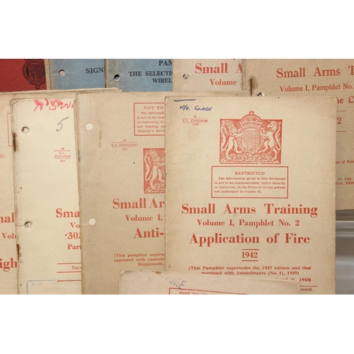 1425 - A large qty of assorted military training manuals and other ephemera etc, many WW2 period