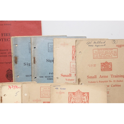 1425 - A large qty of assorted military training manuals and other ephemera etc, many WW2 period