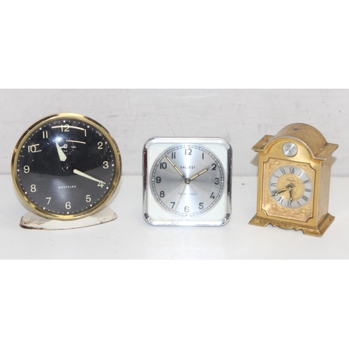 1326 - 5 assorted vintage and retro clocks to inc Salvest & Kienzle