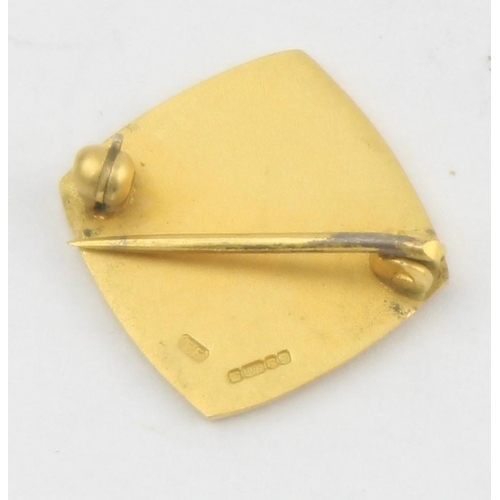 1165 - A vintage 9ct gold and enamel Trust Houses Forte pin badge, full hallmarks and XRF confirmed, approx... 