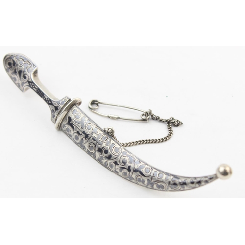 1168 - An antique Russian silver and niello brooch formed as a Kinjal or Knidjal dagger, likely for used as... 