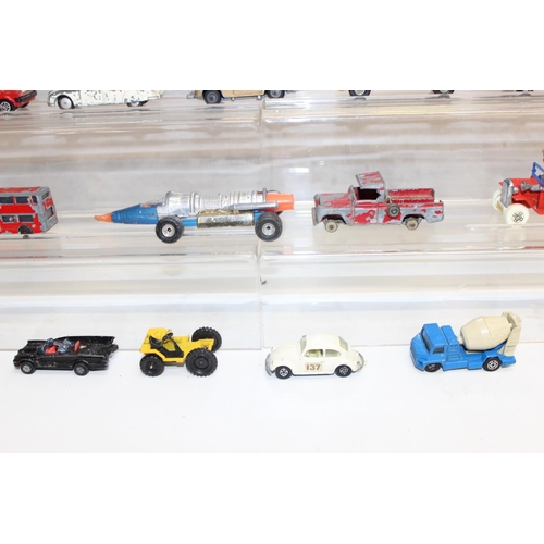 709 - A large qty of assorted vintage Corgi Toys die-cast vehicles, playworn