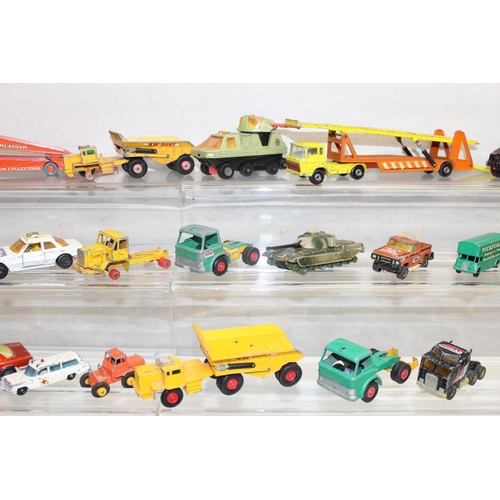 710 - A large qty of assorted vintage Matchbox and Lesney Toys die-cast vehicles, playworn