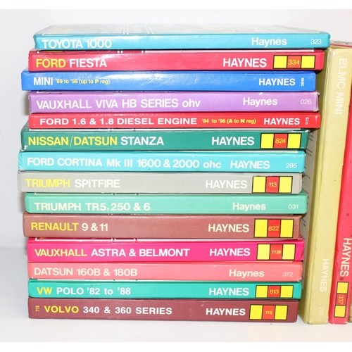 793 - Large qty of vintage Haynes manuals for a variety of cars including Ford Fiesta, VW Polo 82-88, Triu... 