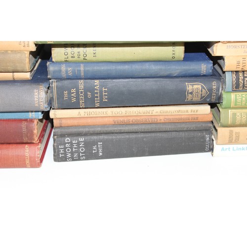 593 - Qty of assorted antique and vintage books to inc folio books in slip cases, Kenneth Grahame, Rudyard... 