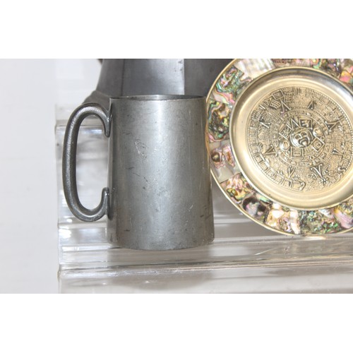 1038 - Assorted pewter and silver-plated items to incl jugs, candelabra, salad servers, dishes etc, approx ... 