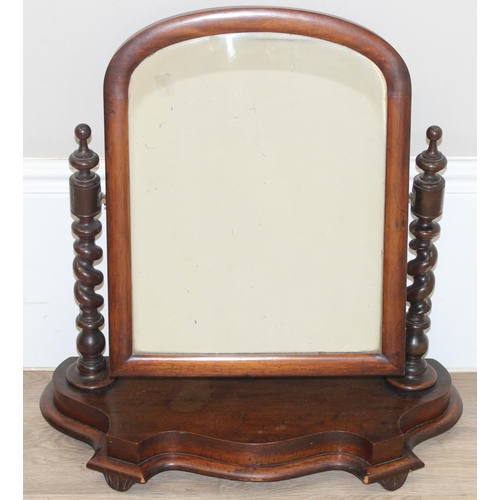 140 - A Victorian mahogany table top mirror with barley-twist supports, approx 62cm wide x 61cm tall