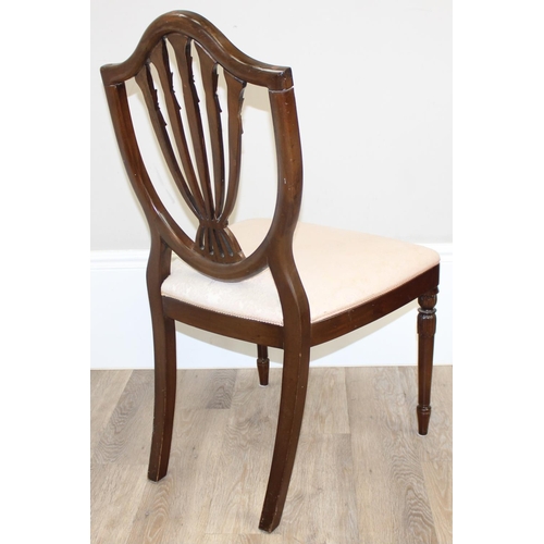 103 - A set of 6 Hepplewhite style mahogany dining chairs with shield backs and cream upholstery, 4 dining... 