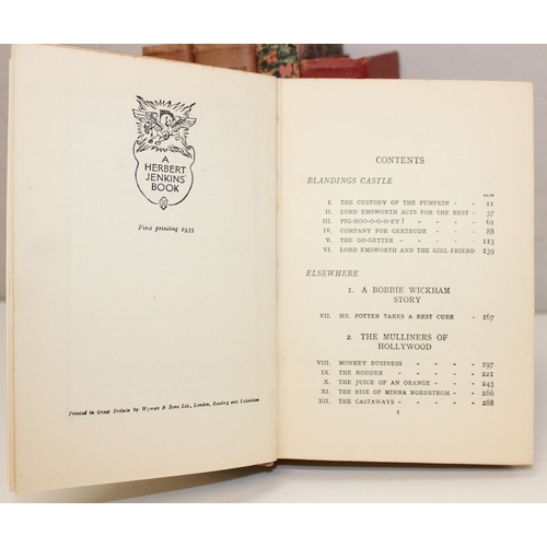 524 - 5 assorted early 20th century editions of classics to inc Blandings Castle by P.G. Wodehouse 1935, 2... 