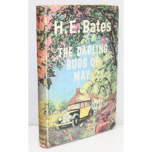 524 - 5 assorted early 20th century editions of classics to inc Blandings Castle by P.G. Wodehouse 1935, 2... 