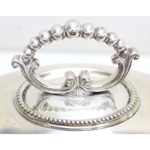 1034 - A vintage silver plated meat dome or cloche with removeable handle, seemingly unmarked, approx 1kg, ... 