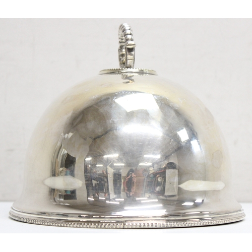 1034 - A vintage silver plated meat dome or cloche with removeable handle, seemingly unmarked, approx 1kg, ... 