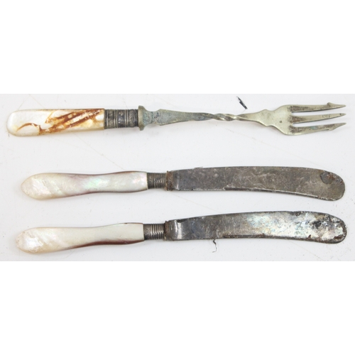 1042 - Qty of mixed flatware, mostly silver-plated and some with silver collars, approx 6.4kg gross