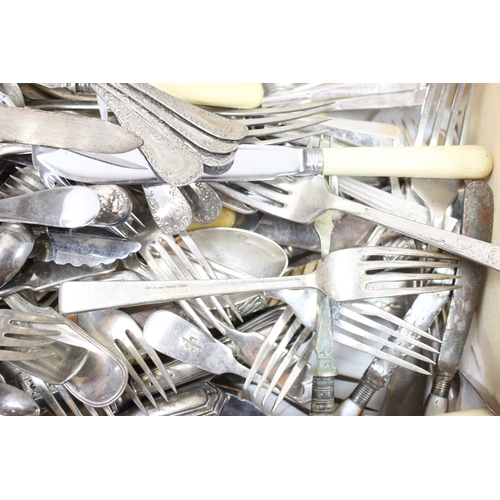 1042 - Qty of mixed flatware, mostly silver-plated and some with silver collars, approx 6.4kg gross