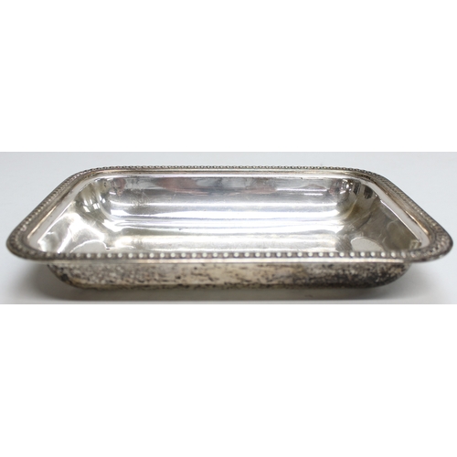 1041 - Assorted silver-plated entrée or serving dishes, some with lids, mainly antique examples, approx 6.5... 