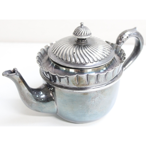 1045 - Qty of mixed vintage silver-plated items to incl goblets, small teapot, platters etc, approx 3.2kg g... 