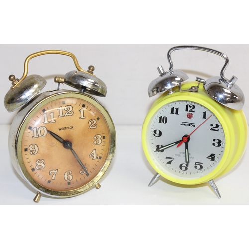 1360 - Qty of retro wind up bedside clocks, mostly Westclox