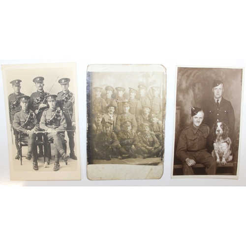 1421 - Qty of assorted military related postcards, mainly regimental groups and groups of soldiers etc, mai... 