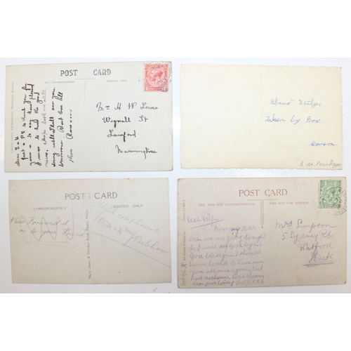 1422 - Qty of assorted military related postcards, mainly single soldiers and soldiers with family etc, mai... 