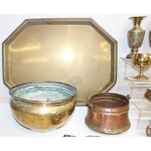 1610 - Qty of metalware items, mostly copper and brass to incl large octagonal shaped tray, goblets etc, ap... 