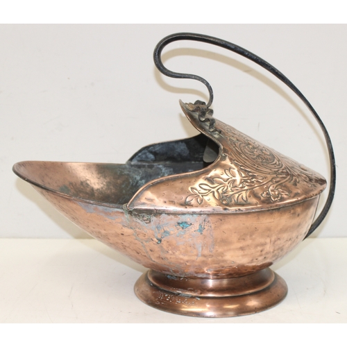 284 - An antique copper coal scuttle with wrought iron handle and scoop, approx 55cm wide