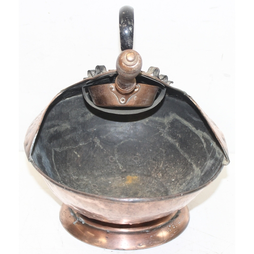 284 - An antique copper coal scuttle with wrought iron handle and scoop, approx 55cm wide