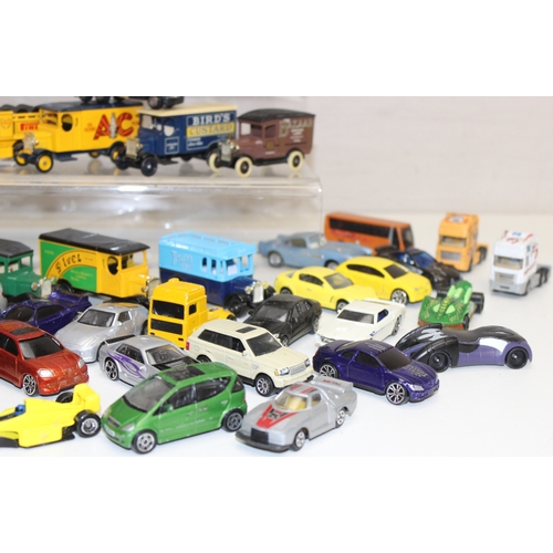 605 - Large qty of scale model vehicles, many in original packaging, mostly Lledo, some with advertising