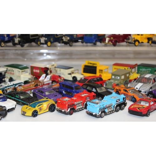 605 - Large qty of scale model vehicles, many in original packaging, mostly Lledo, some with advertising