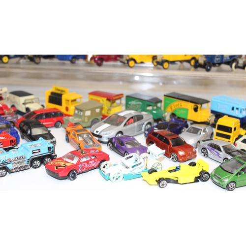 605 - Large qty of scale model vehicles, many in original packaging, mostly Lledo, some with advertising