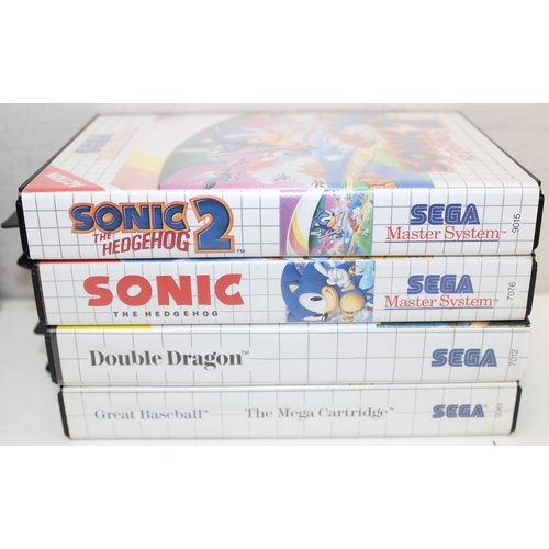 608 - Vintage Sega Master System II games console with controller and 4 games incl Sonic The Hedgehog, Son... 