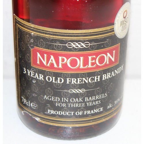 1553 - 5 various bottles of brandy to include 70cl XO Superior Napoleon French Brandy, 1 litre bottle of St... 