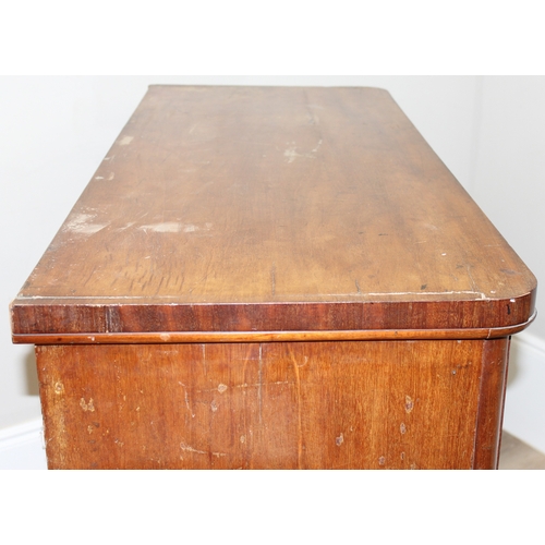 96 - A Victorian mahogany 2 over 3 chest of drawers with bun handles, approx 120cm wide x 51cm deep x 122... 