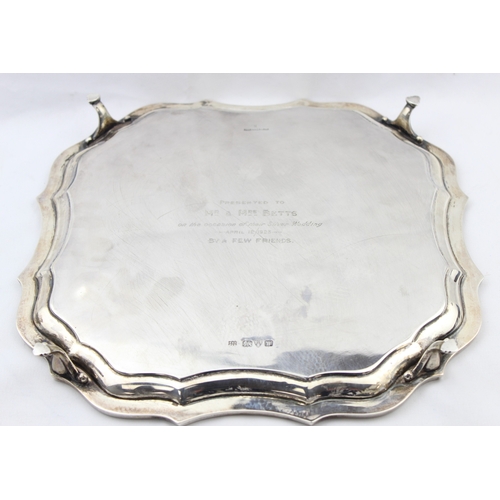 1027 - A Georgian style silver card tray of heavy gauge, marked for Chester 1922 by Herbert Edward Barker &... 