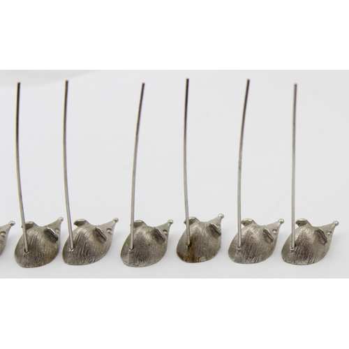 1085 - A set of 8 vintage silver plated cheese picks or hors d'oeuvres servers formed as little mice, with ... 